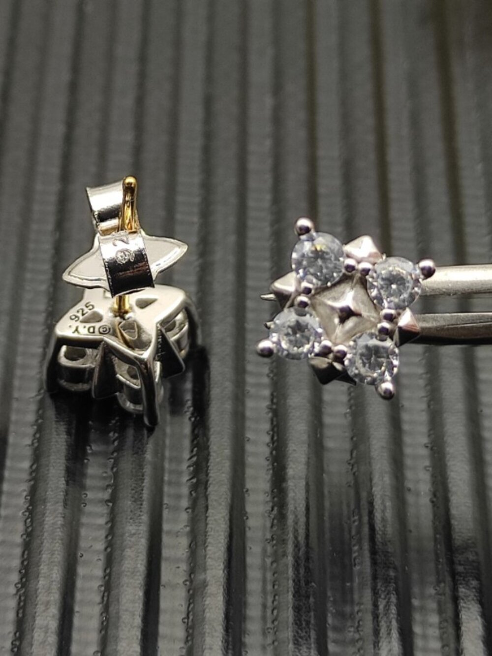 David Yurman Small Silver Pyramid Stud Earrings